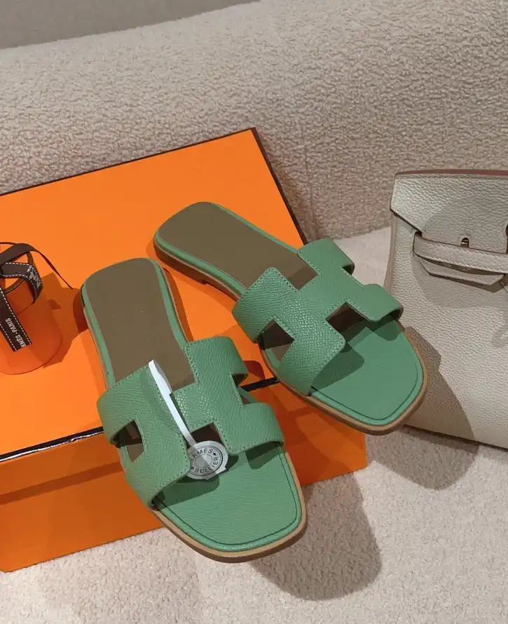 hype Hermes Slippers