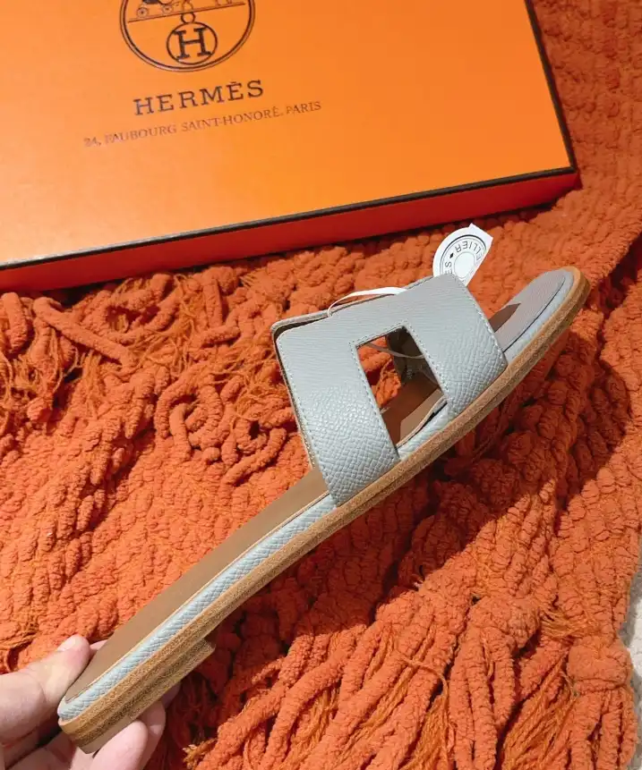 hype Hermes Slippers