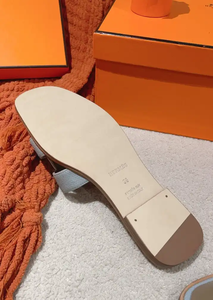 hype Hermes Slippers