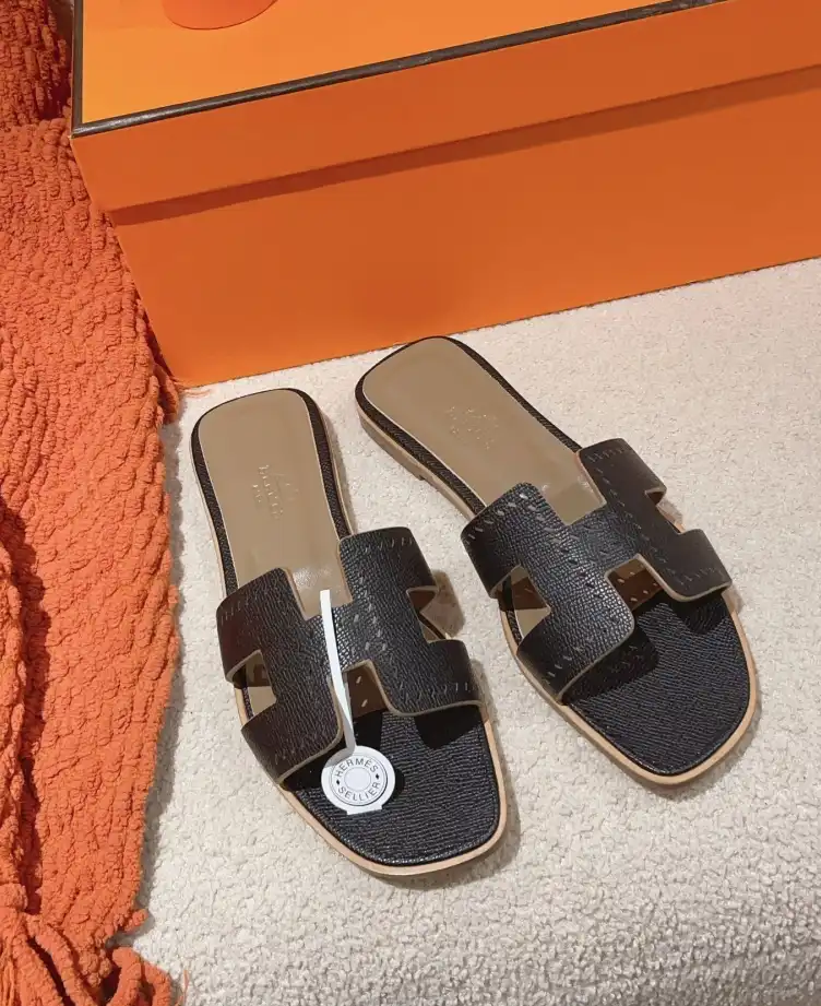 hype Hermes Slippers