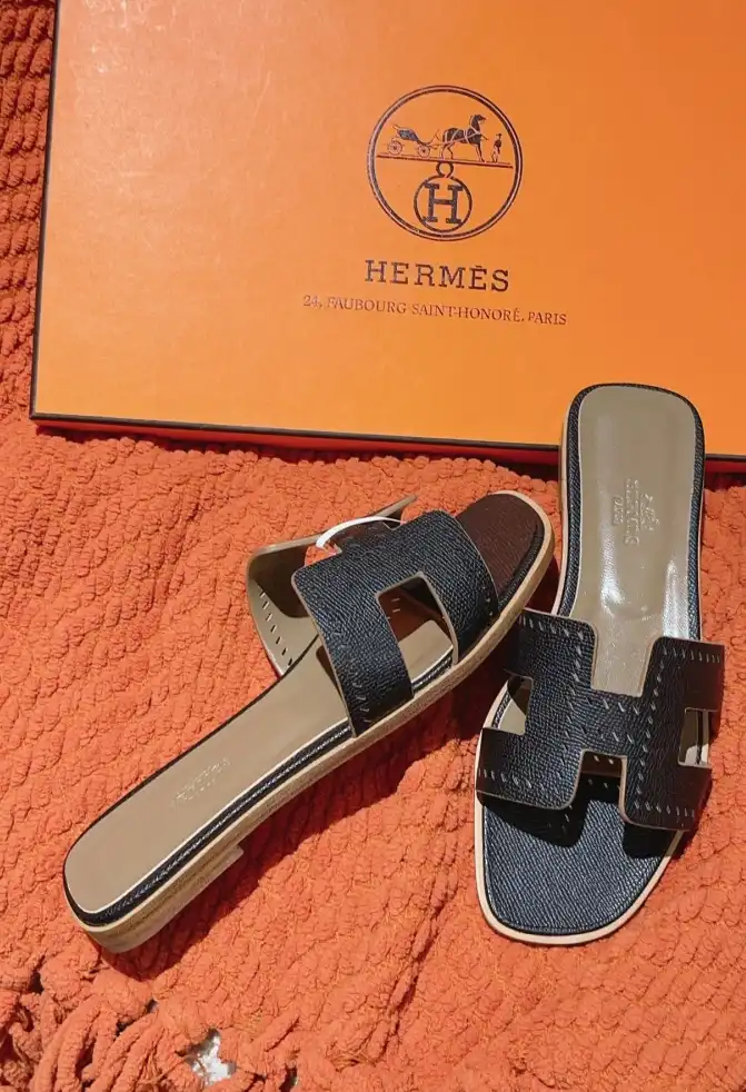 hype Hermes Slippers