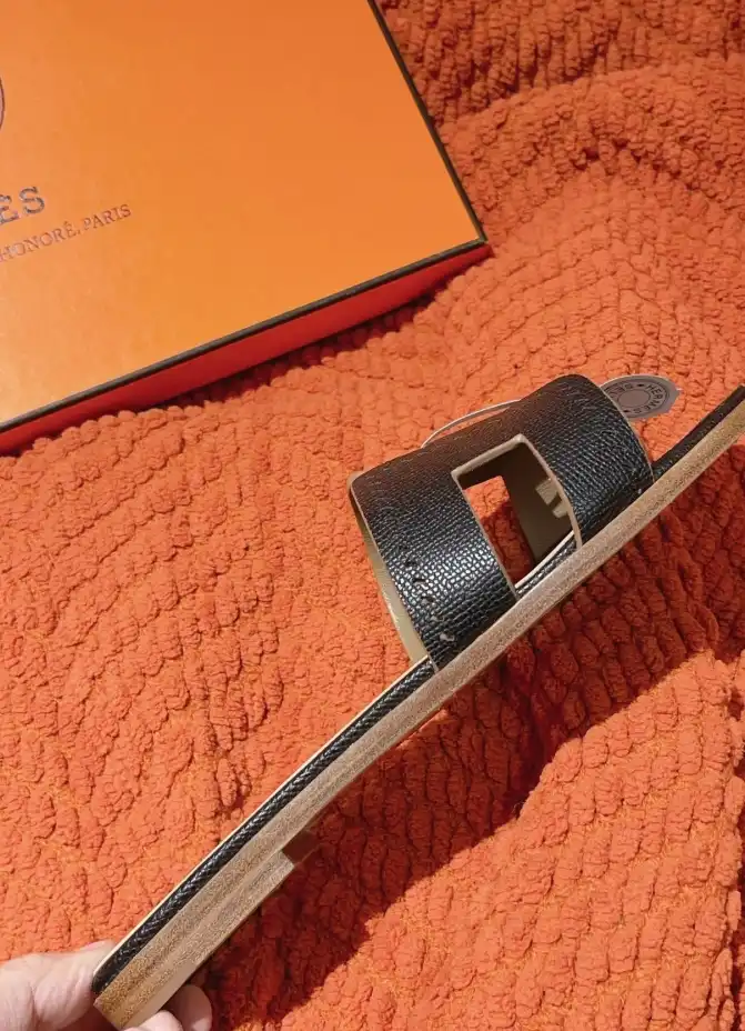 hype Hermes Slippers