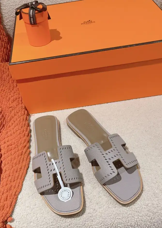 hype Hermes Slippers