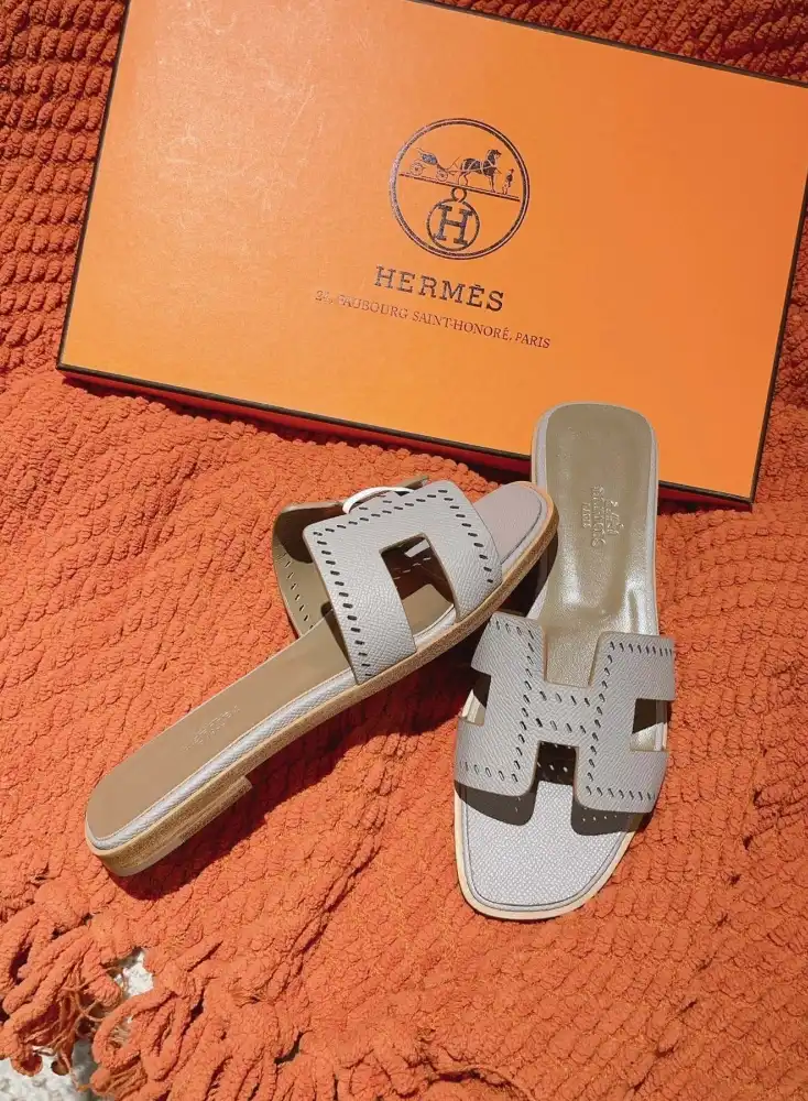 hype Hermes Slippers