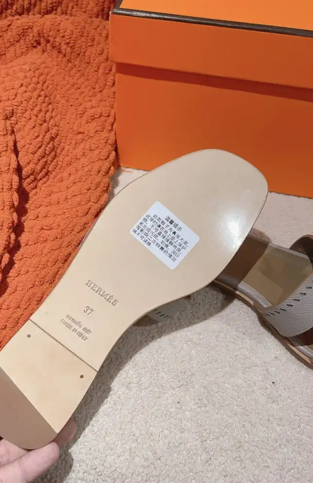 hype Hermes Slippers