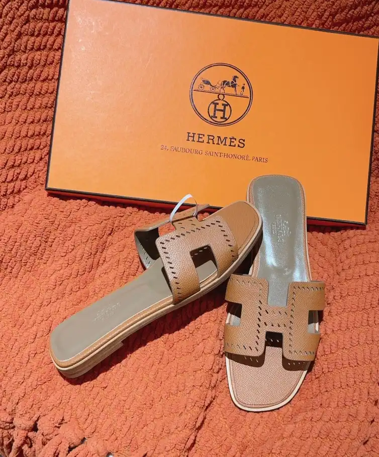 hype Hermes Slippers