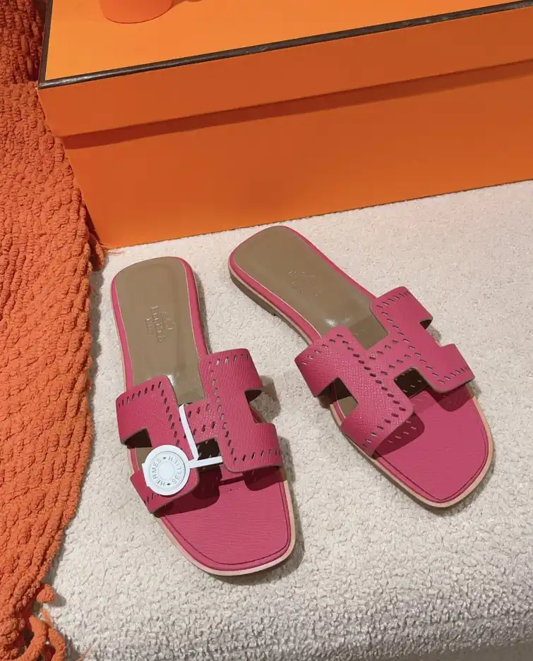 hype Hermes Slippers