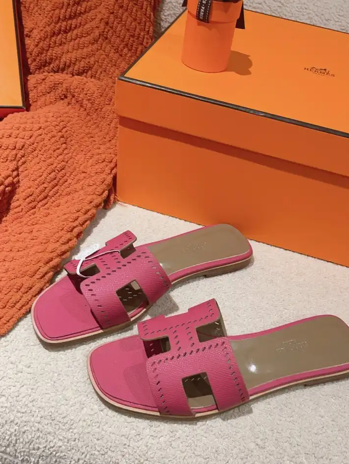 hype Hermes Slippers