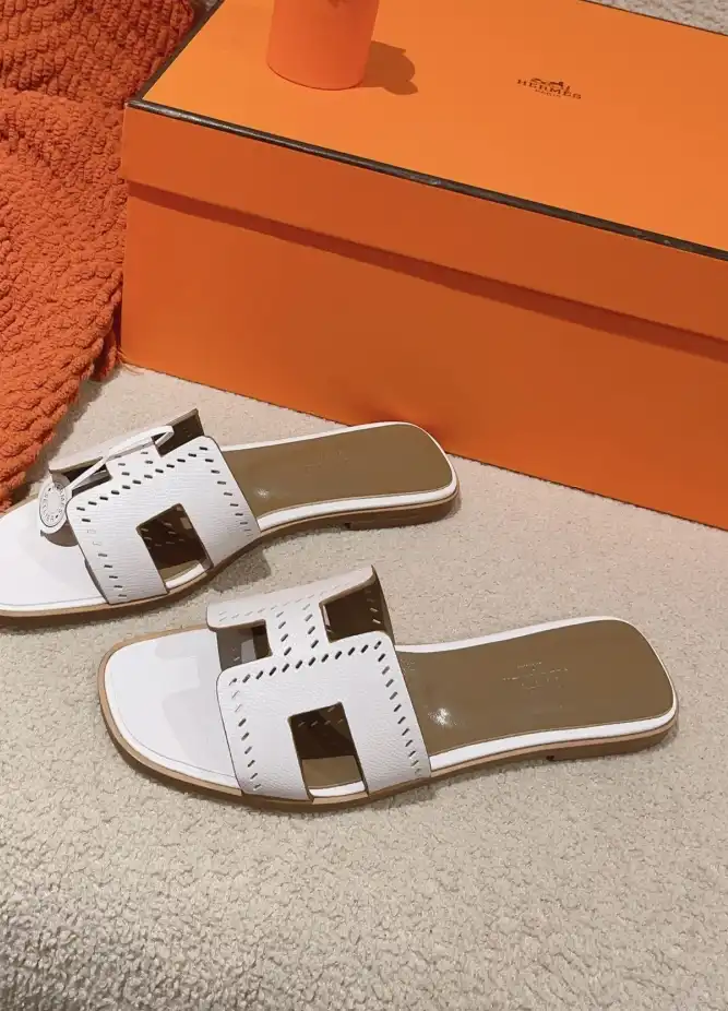 hype Hermes Slippers