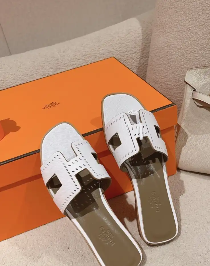 hype Hermes Slippers