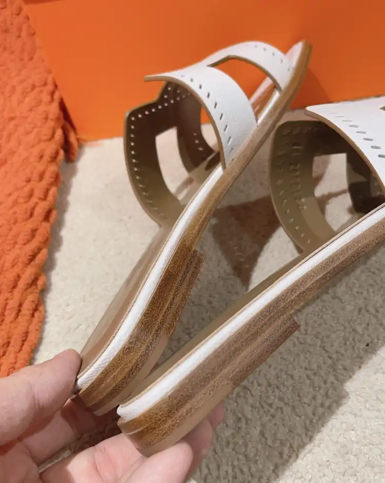 hype Hermes Slippers