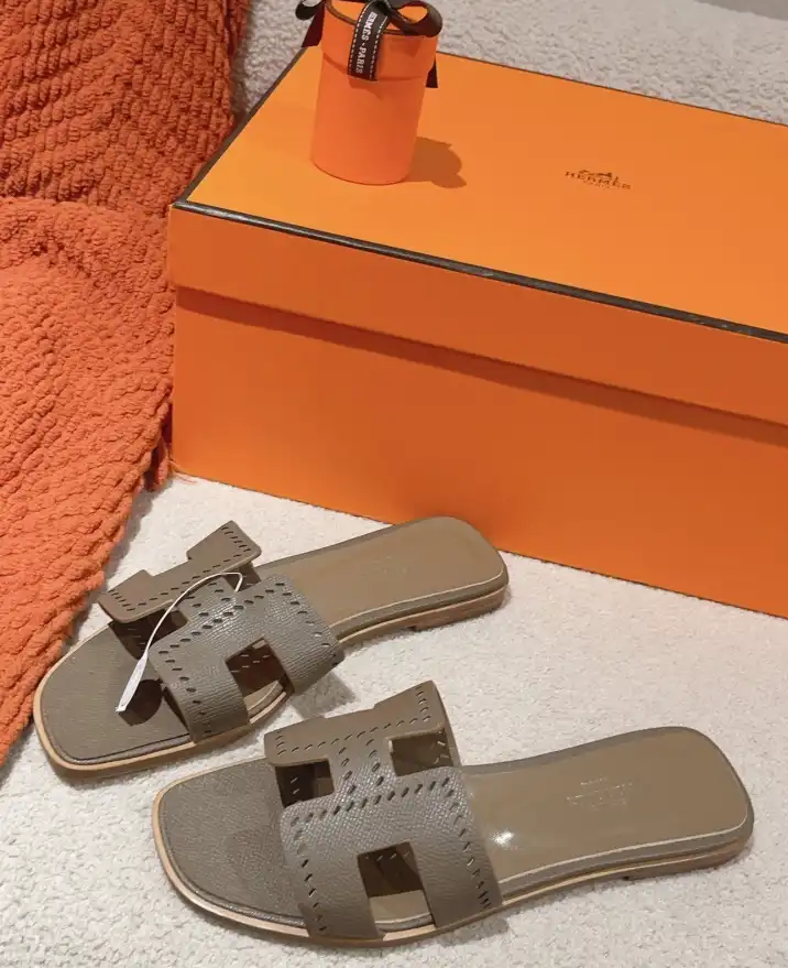 hype Hermes Slippers