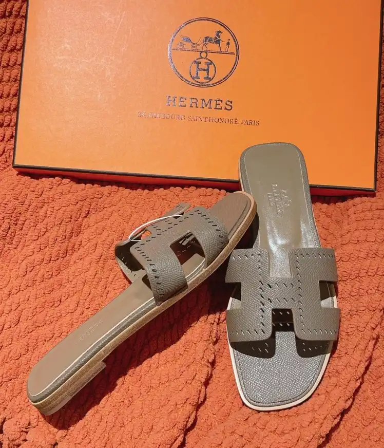 hype Hermes Slippers