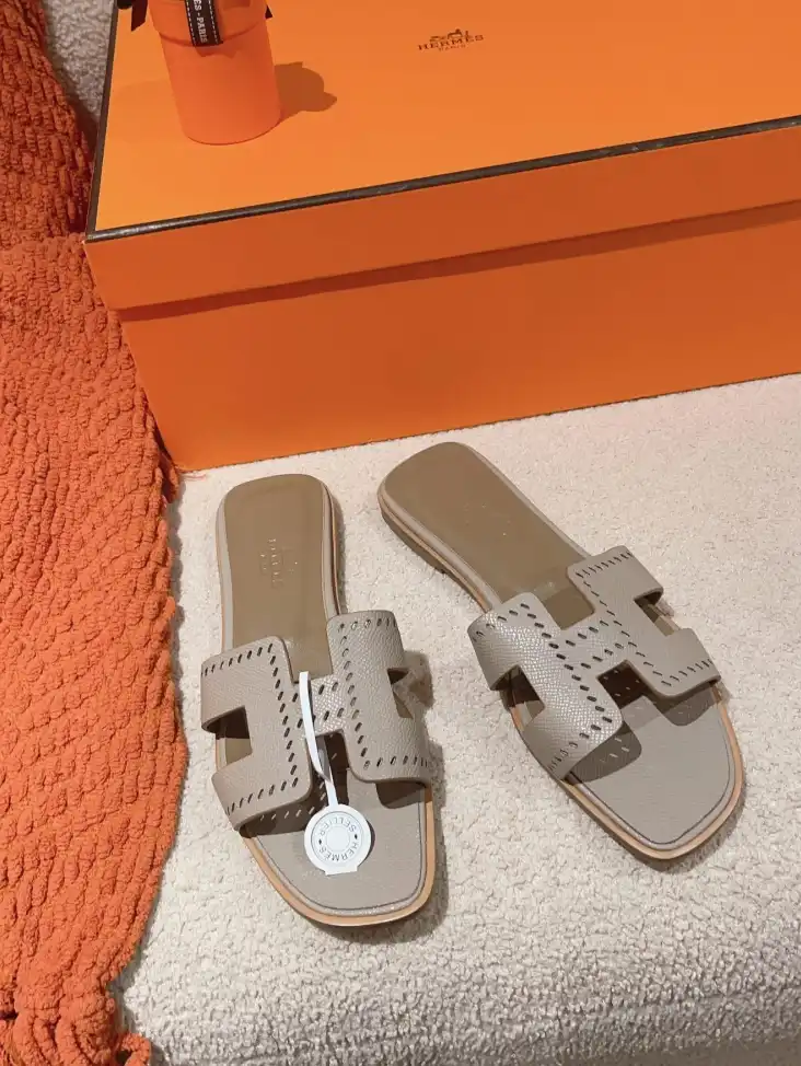 hype Hermes Slippers