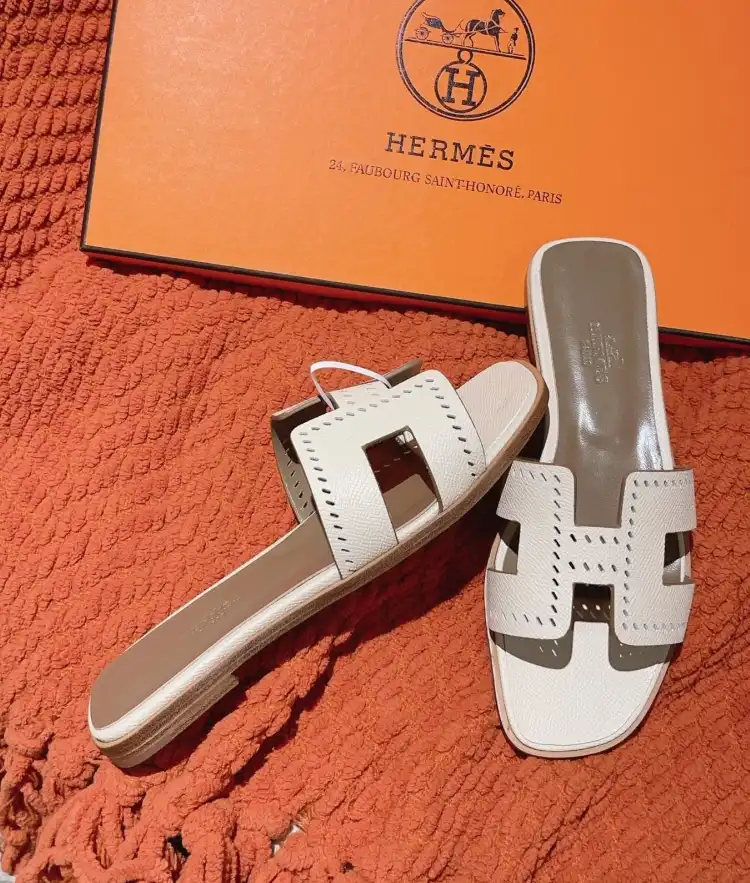 hype Hermes Slippers