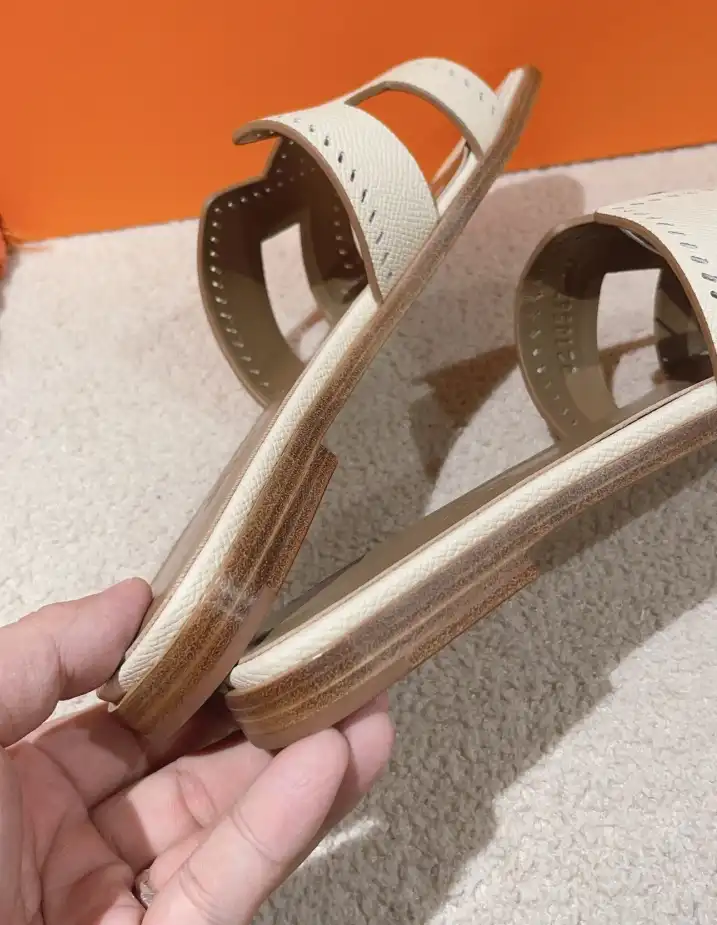 hype Hermes Slippers