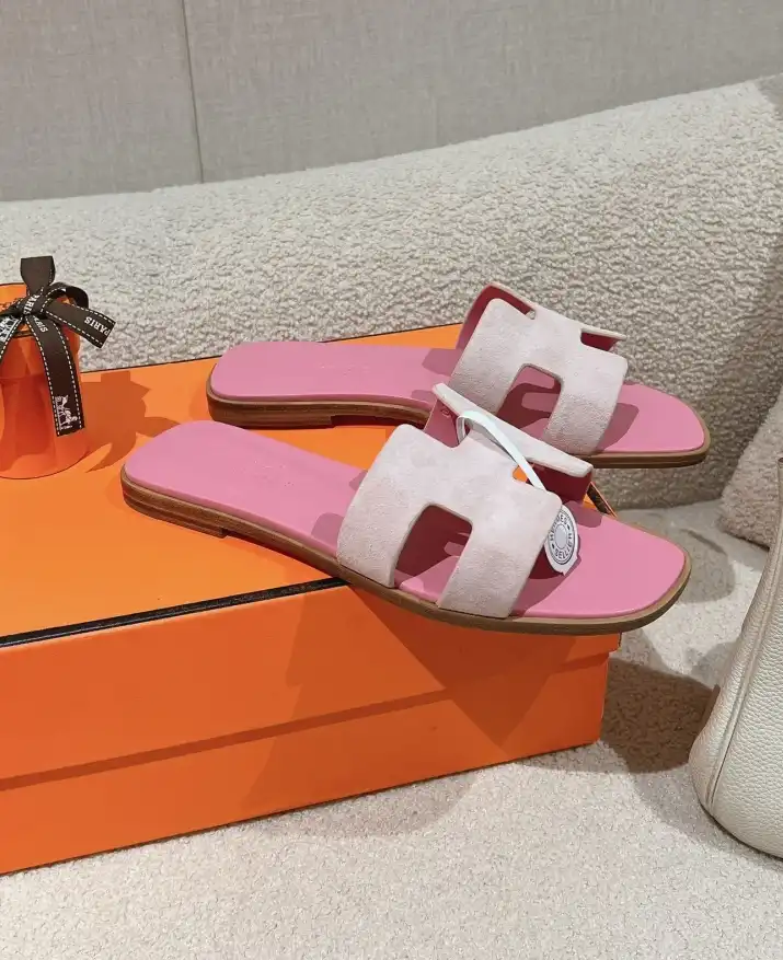 hype Hermes Slippers