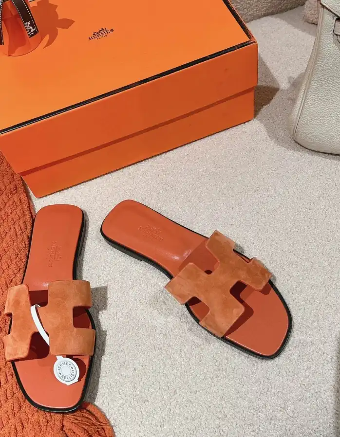 hype Hermes Slippers