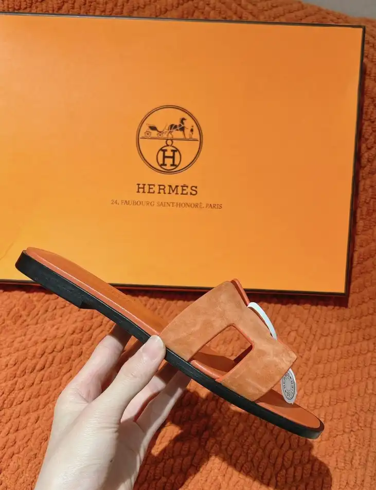 hype Hermes Slippers