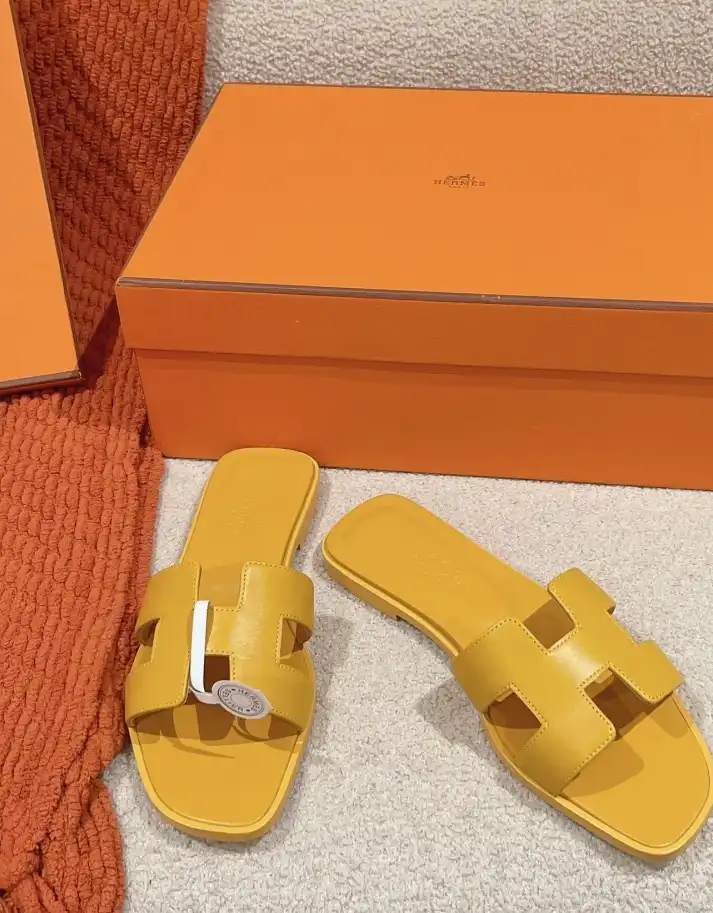 hype Hermes Slippers