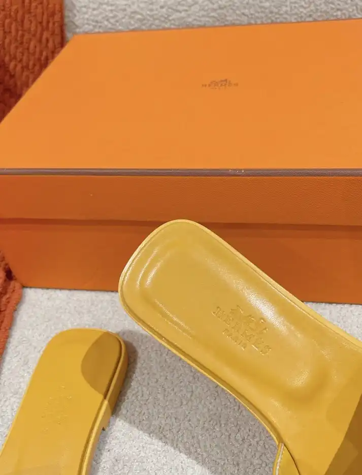 hype Hermes Slippers