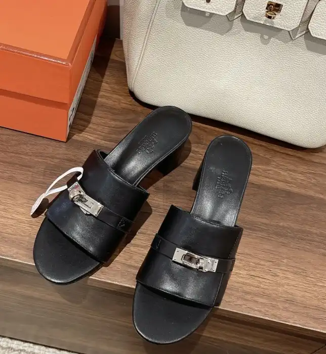 hype Hermes Slippers