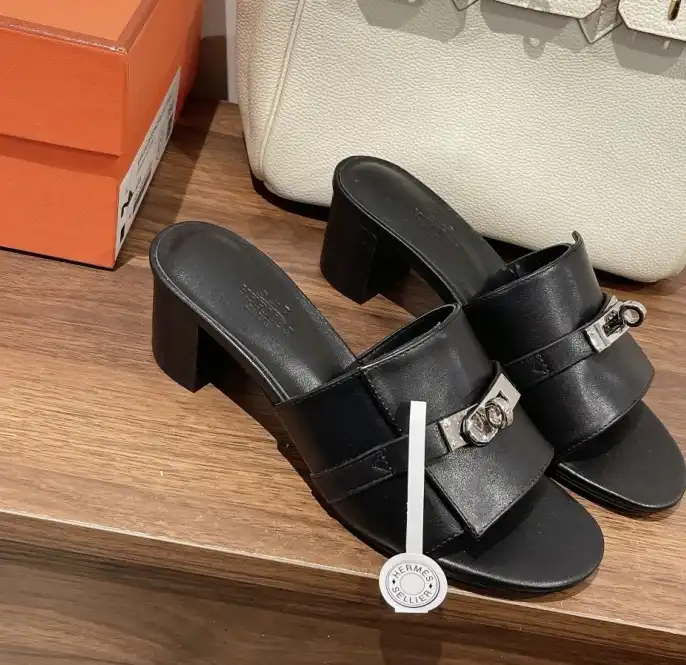 hype Hermes Slippers