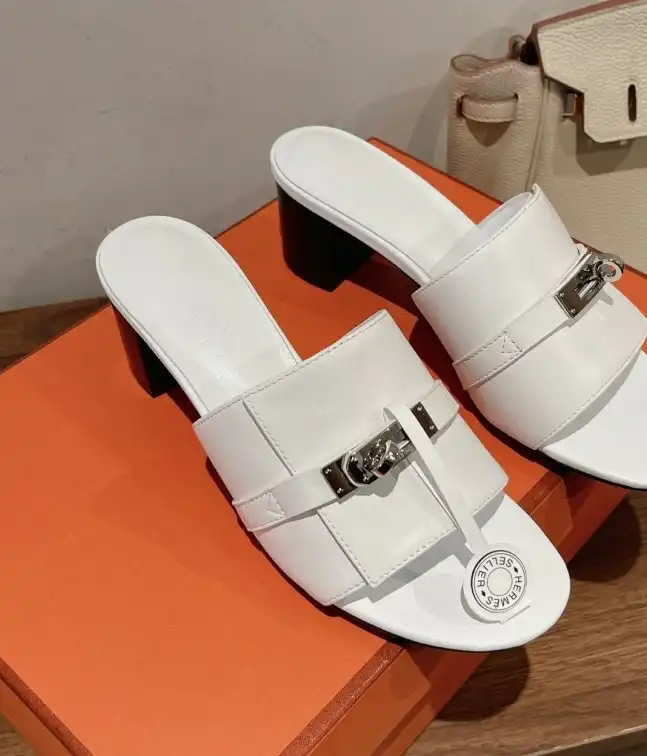 hype Hermes Slippers