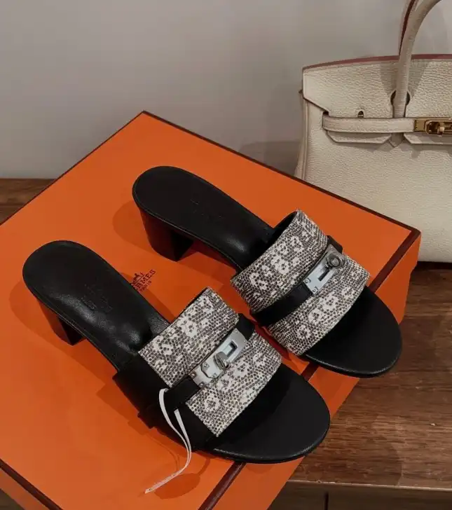 hype Hermes Slippers