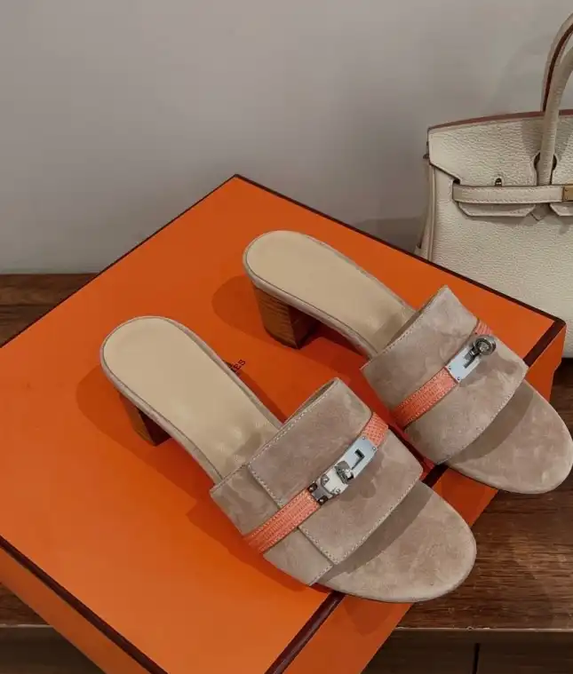 hype Hermes Slippers