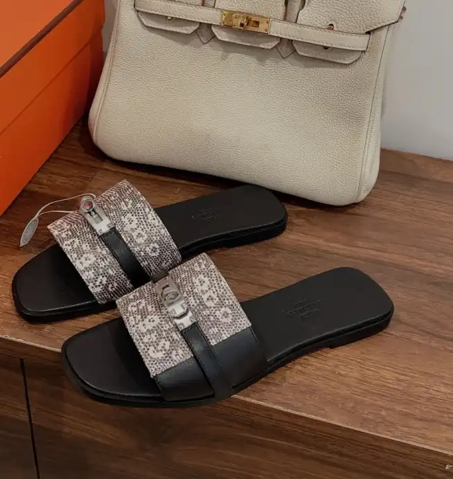 hype Hermes Slippers