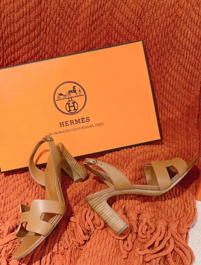 hype Hermes High Heels