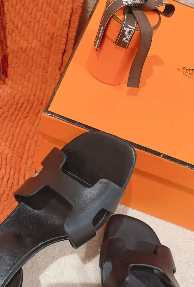 hype Hermes High Heels