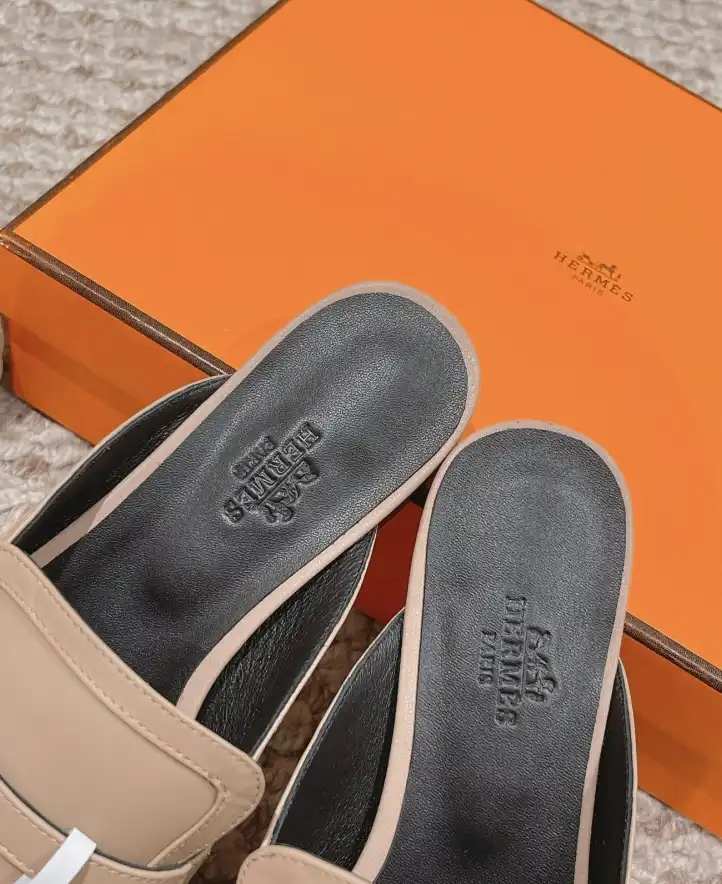 hype Hermes Slippers