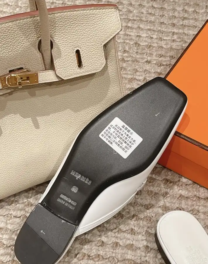 hype Hermes Slippers