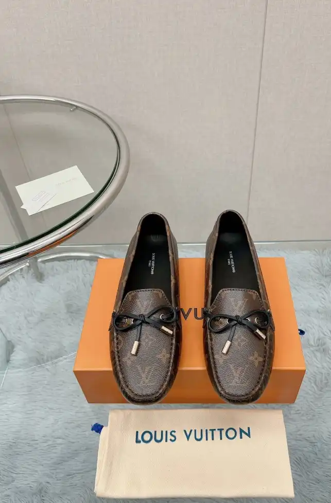 hype LV flat shoes