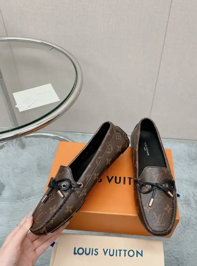 hype LV flat shoes