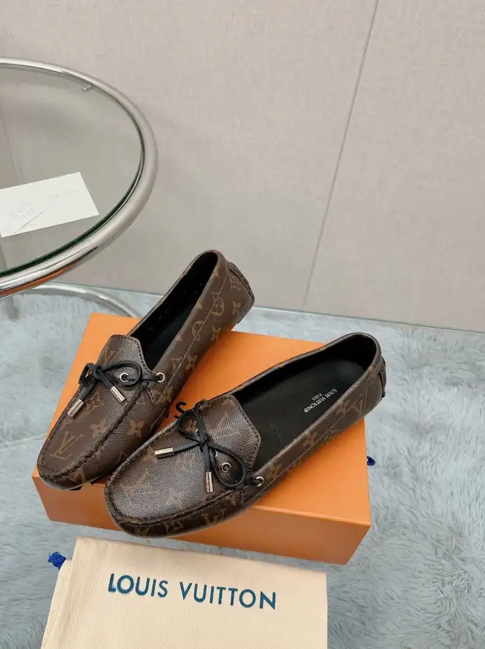 hype LV flat shoes