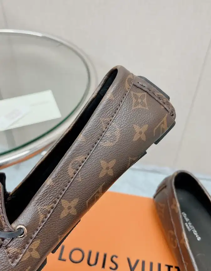 hype LV flat shoes