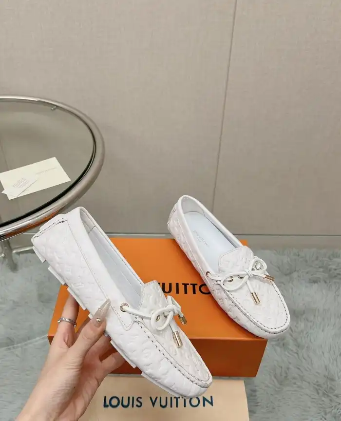 hype LV flat shoes