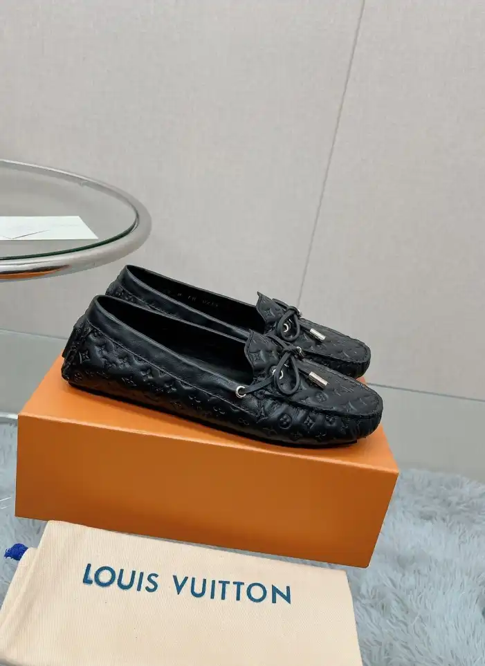 hype LV flat shoes