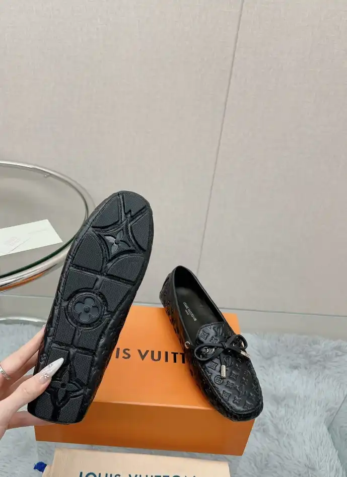 hype LV flat shoes