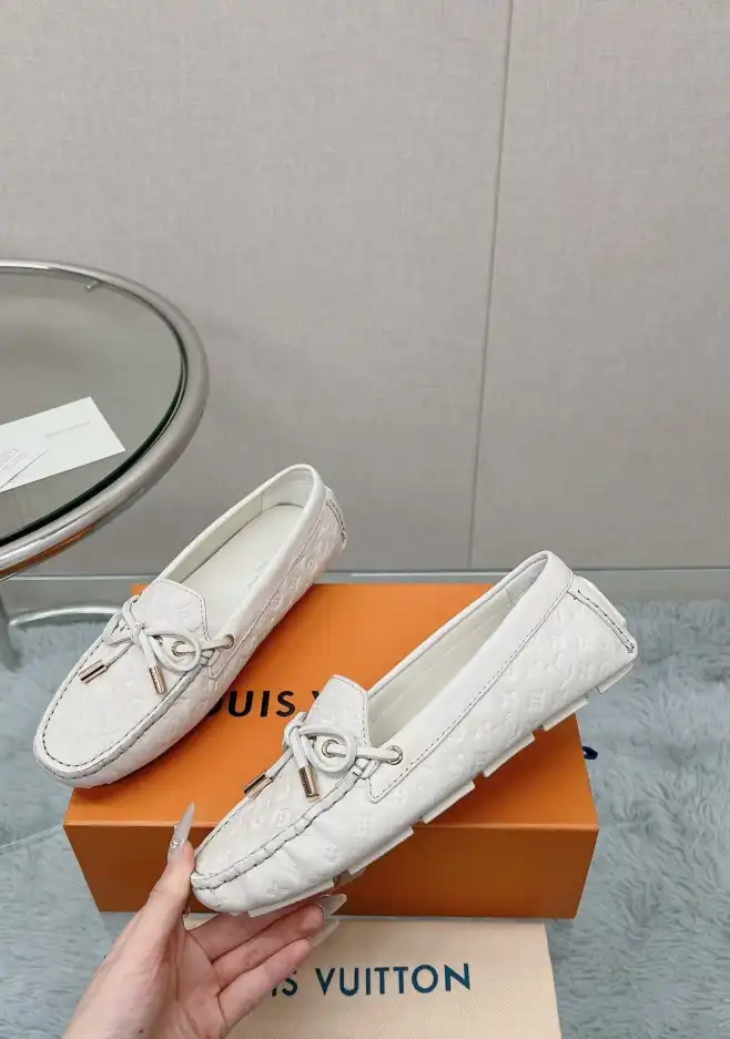 hype LV flat shoes