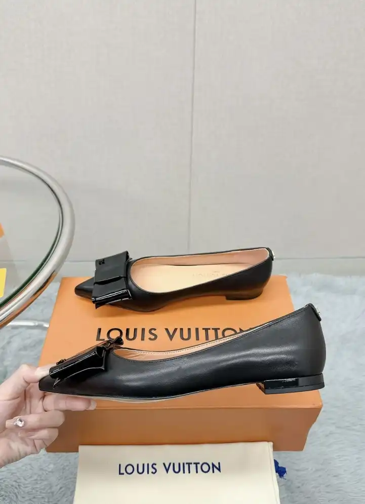 hype LV flat shoes