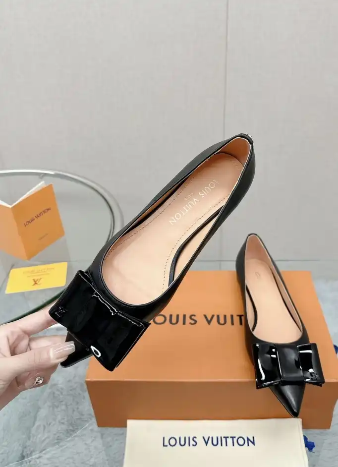 hype LV flat shoes