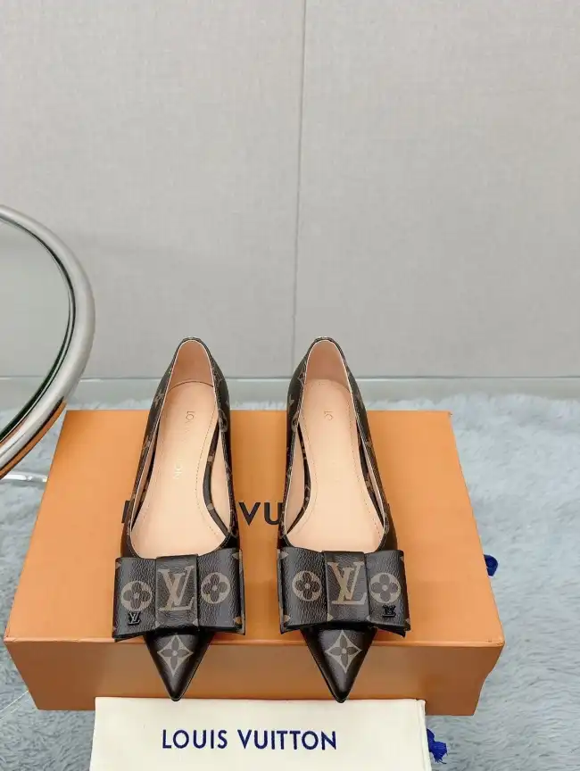 hype LV flat shoes