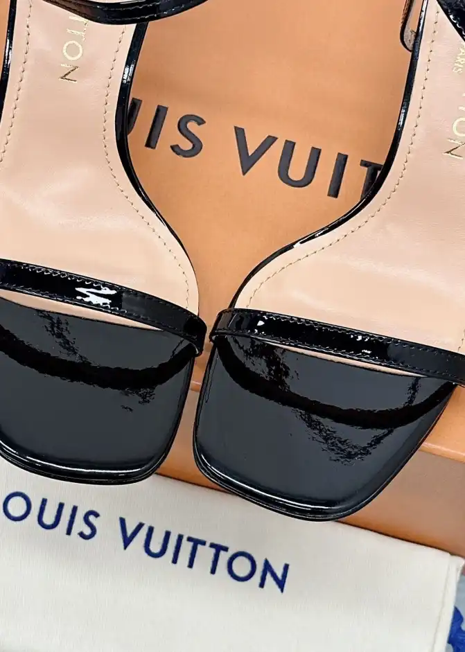 hype LV High Heels