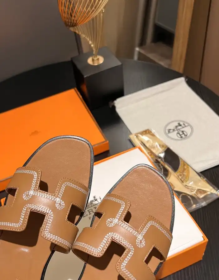 hype Hermes Slippers