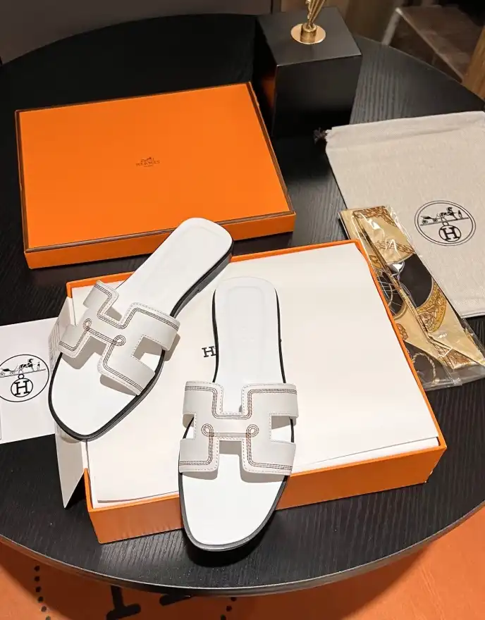 hype Hermes Slippers