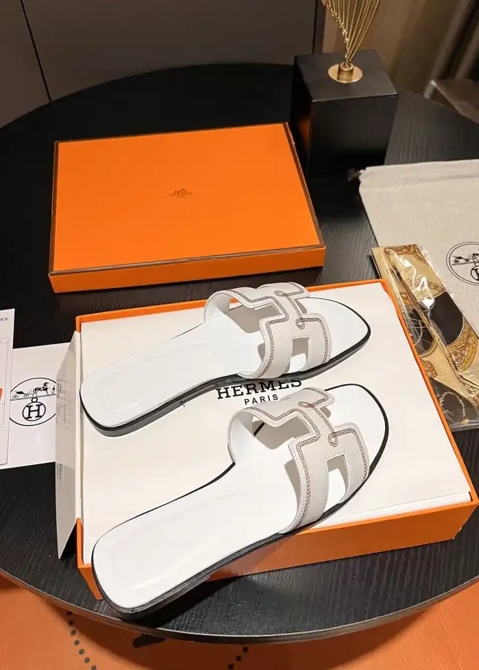 hype Hermes Slippers